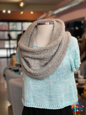 Shop Sample: Carbon Copied Cowl