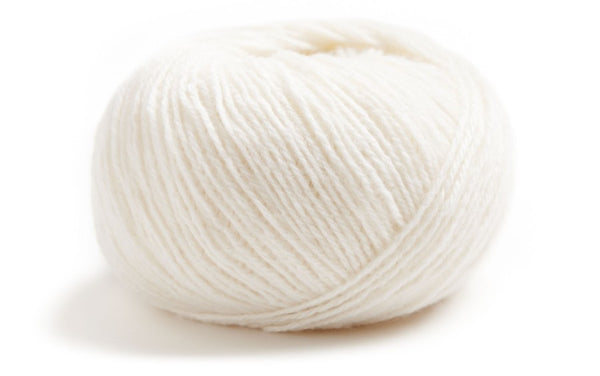 lamana como grande 00 wool white - Knot Another Hat