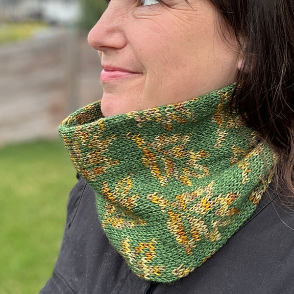 knot another hat deciduous cowl (download)  - Knot Another Hat