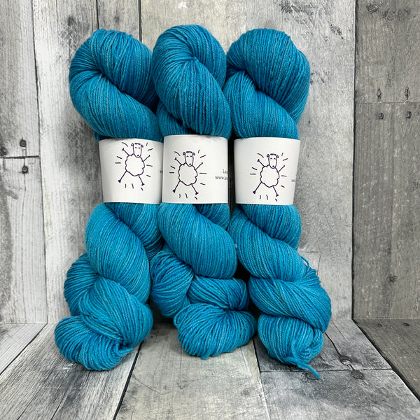 lavendersheep shaniko fingering peacock - Knot Another Hat