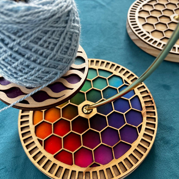 lemonwood minder minder rainbow - Knot Another Hat
