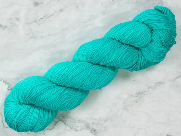 boss kitty cat's cradle as cold as ice - Knot Another Hat