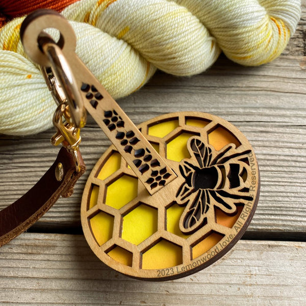 lemonwood mini-minder - floor models on sale honeybee - Knot Another Hat