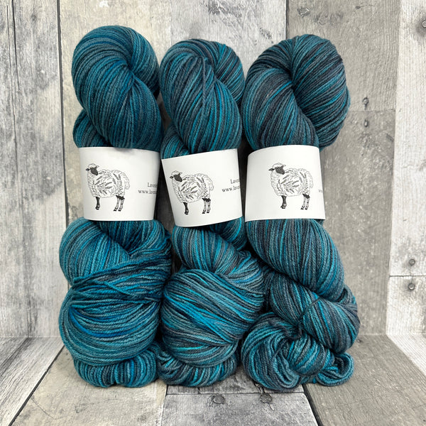 lavendersheep shaniko fingering mistral - Knot Another Hat