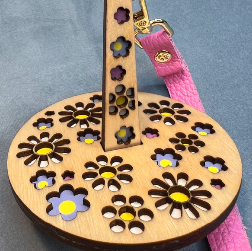 lemonwood mini-minder - floor models on sale coming up daisies - Knot Another Hat