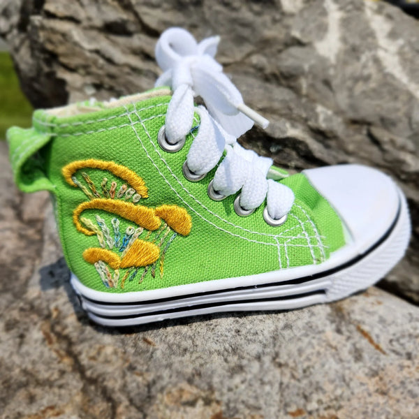 trailhead stitch & rinse embroidery templates - Knot Another Hat