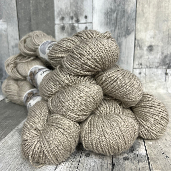 sinfully soft blissful dk Chestnut Light - Knot Another Hat