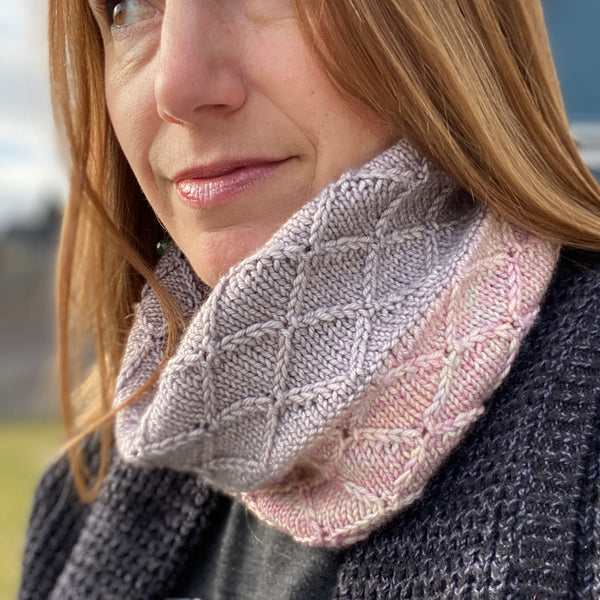 knot another hat molly cowl (download)  - Knot Another Hat