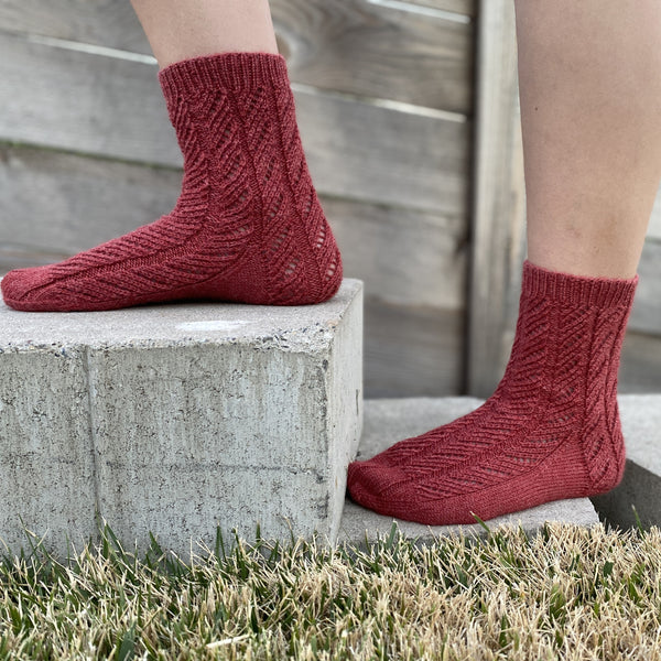 knot another hat lambert twist socks (download)  - Knot Another Hat