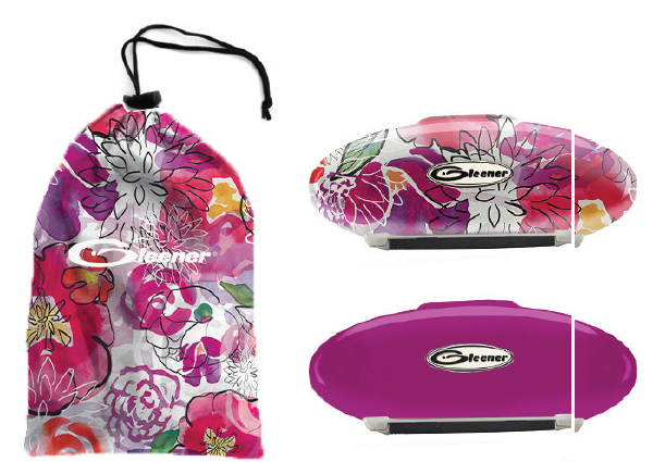 gleener on the go travel fuzz remover  - Knot Another Hat