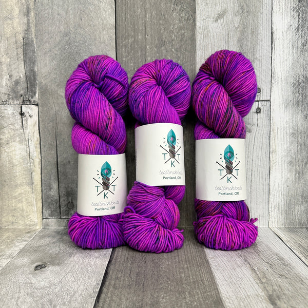 teal torch knits TTK new DK Knot Another Hat