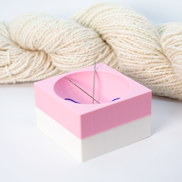 Magnetic Cube Notions Dish bubblegum - Knot Another Hat