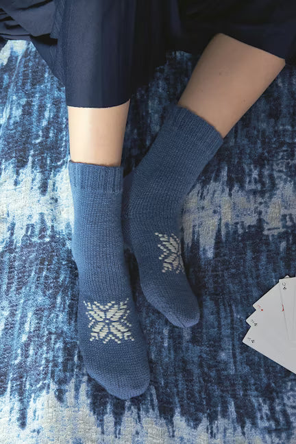 roosimine knitted socks - Knot Another Hat
