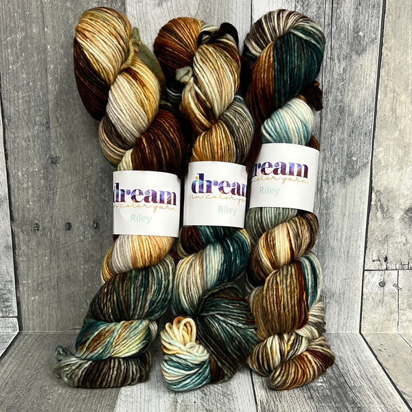 dream in color riley burr - Knot Another Hat