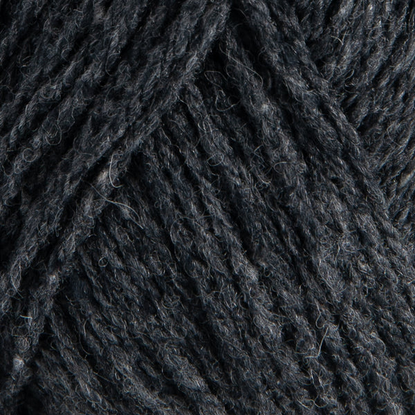 berroco remix wool 12307 charcoal - Knot Another Hat