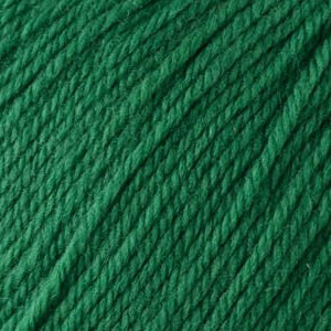 universal yarn deluxe worsted superwash 738 christmas green - Knot Another Hat