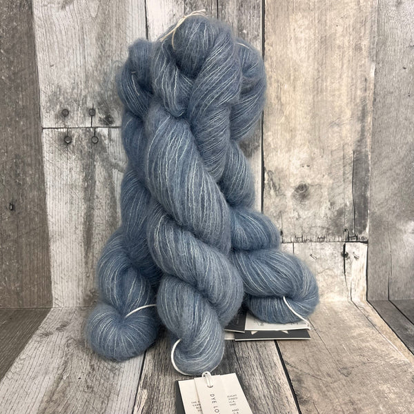 kinua fuzzy blue sky - Knot Another Hat