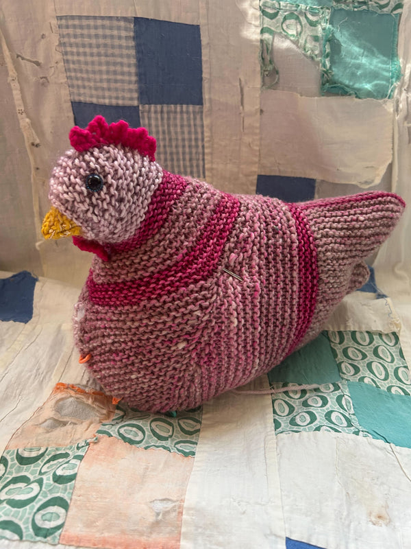 IN-STORE CLASS: Emotional Support Chicken :: Sat Oct 5, 12, 19 & 26  - Knot Another Hat