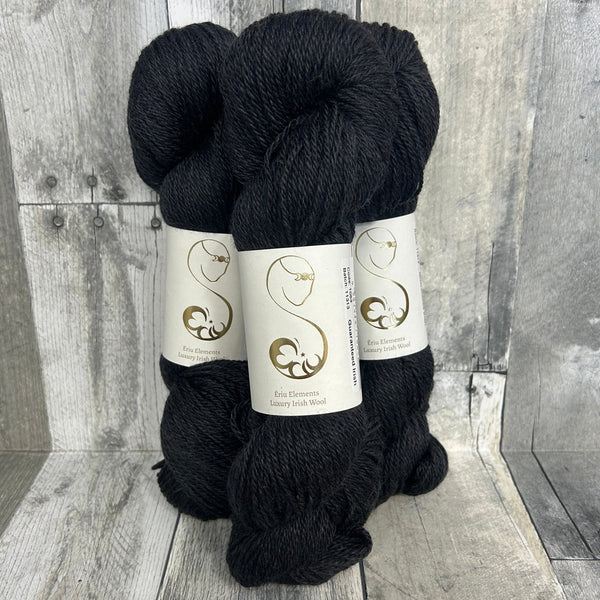 ériu elements dk crow - Knot Another Hat