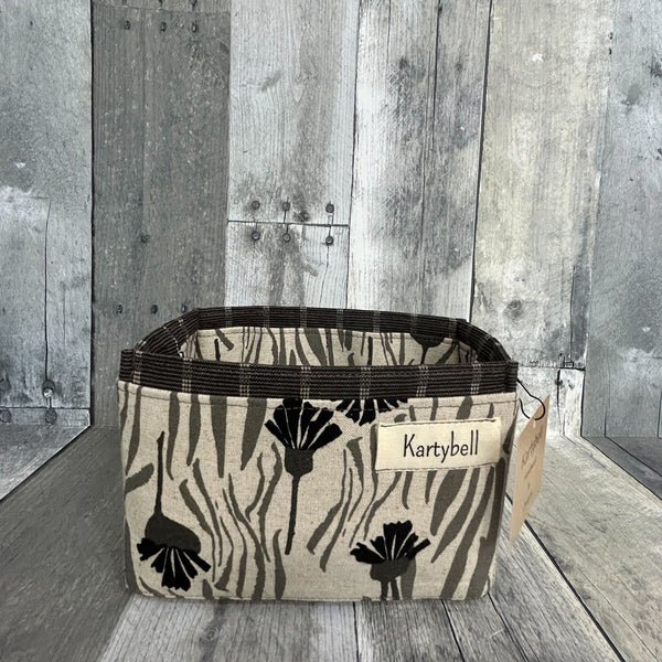 kartybell monkey box 4 - Knot Another Hat