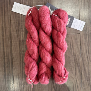 kinua fuzzy italian kiss - Knot Another Hat