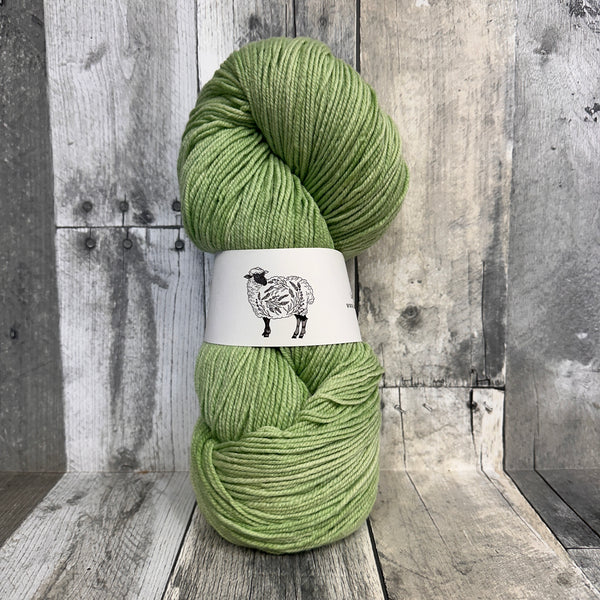 lavendersheep shaniko worsted 8oz