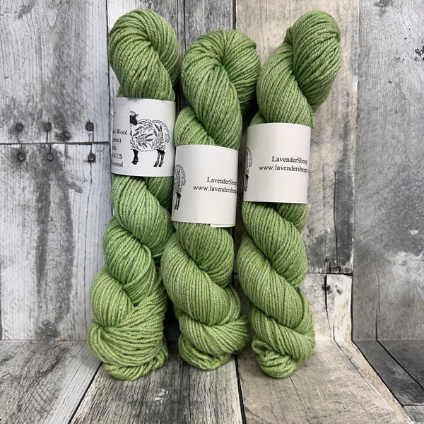 lavendersheep shaniko worsted 2oz