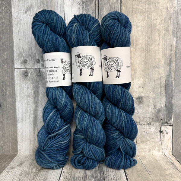 lavendersheep shaniko worsted 2oz