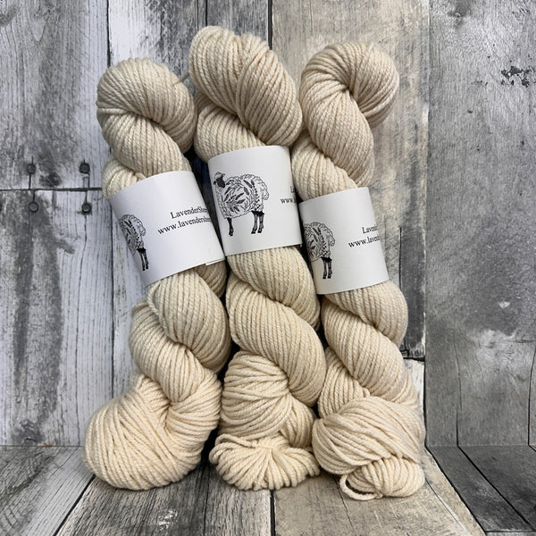 lavendersheep shaniko worsted 2oz