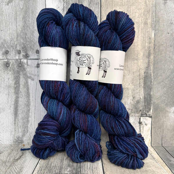 lavendersheep shaniko worsted 2oz