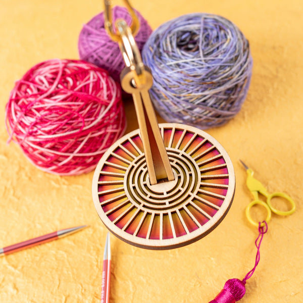 lemonwood mini-minder sunrise (floor model) - Knot Another Hat