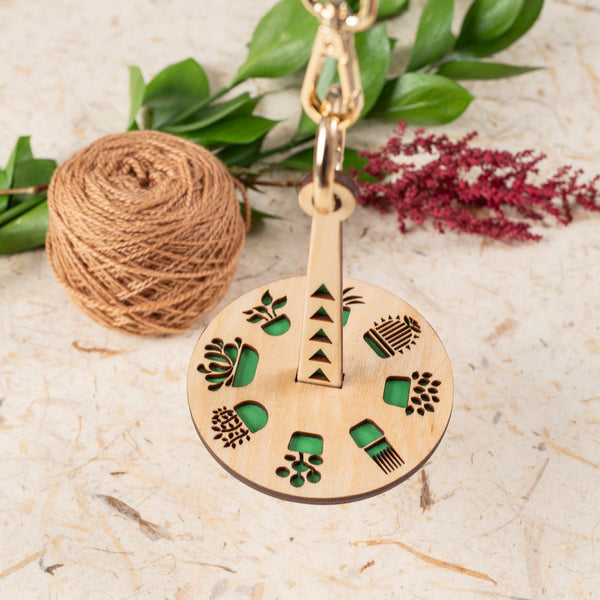 lemonwood mini-minder plant love (floor model) - Knot Another Hat