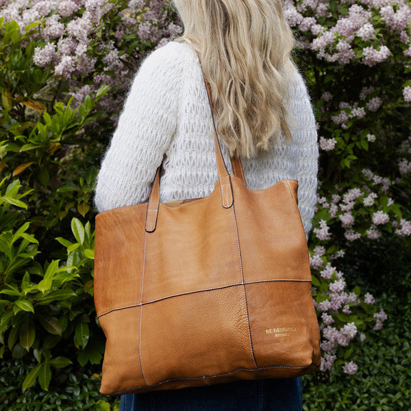 re:designed project 19 tote bag - Knot Another Hat