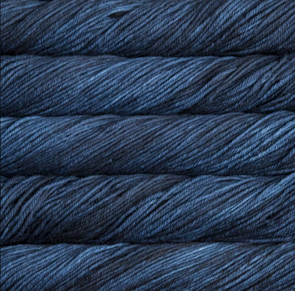 malabrigo rios 150 azul profundo - Knot Another Hat