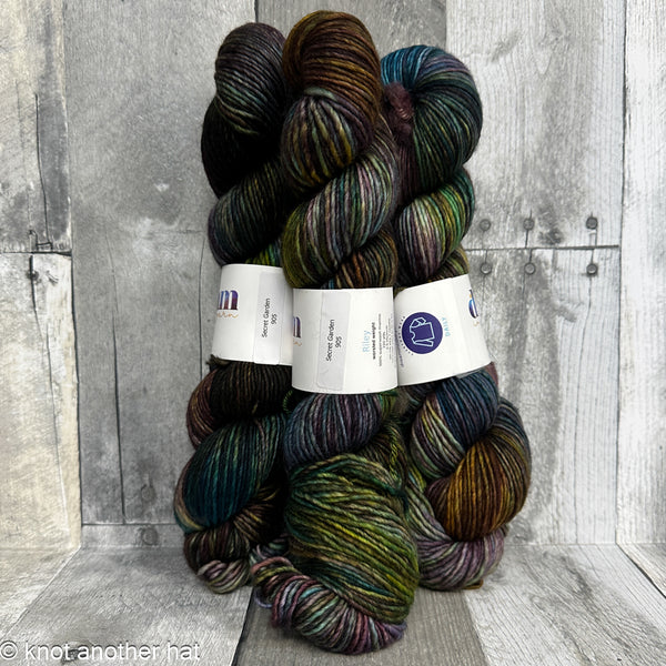 dream in color riley secret garden - Knot Another Hat