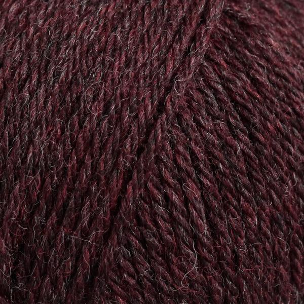 berroco lanas 95140 black cherry - Knot Another Hat