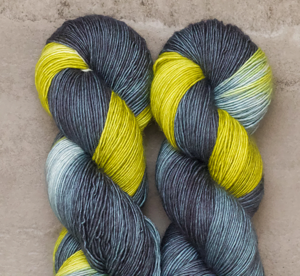 madelinetosh x barker wool collab: tosh merino light planned pooling colors marilyn - Knot Another Hat