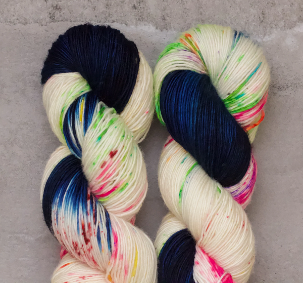 madelinetosh x barker wool collab: tosh merino light planned pooling colors seated ballerina - Knot Another Hat