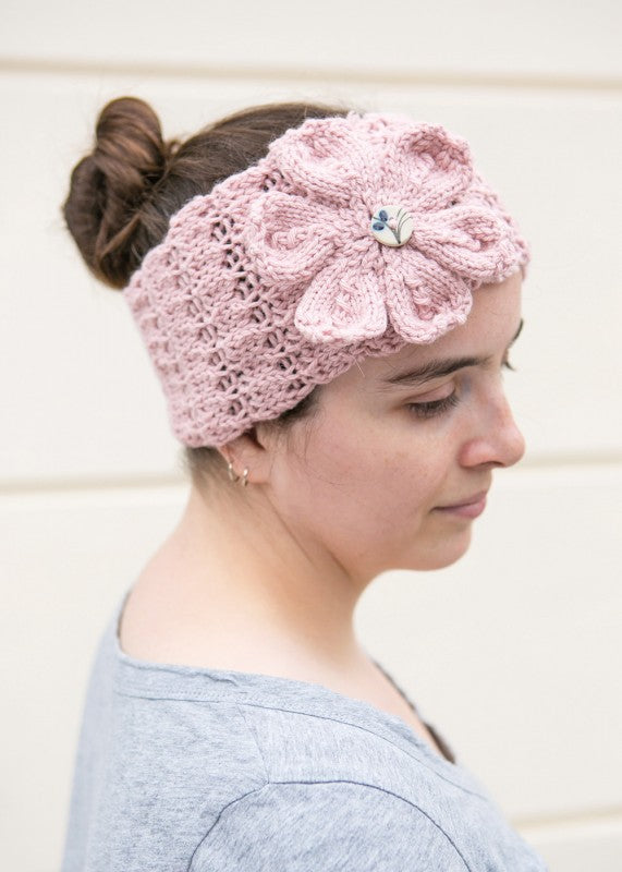 quick and easy knits  - Knot Another Hat